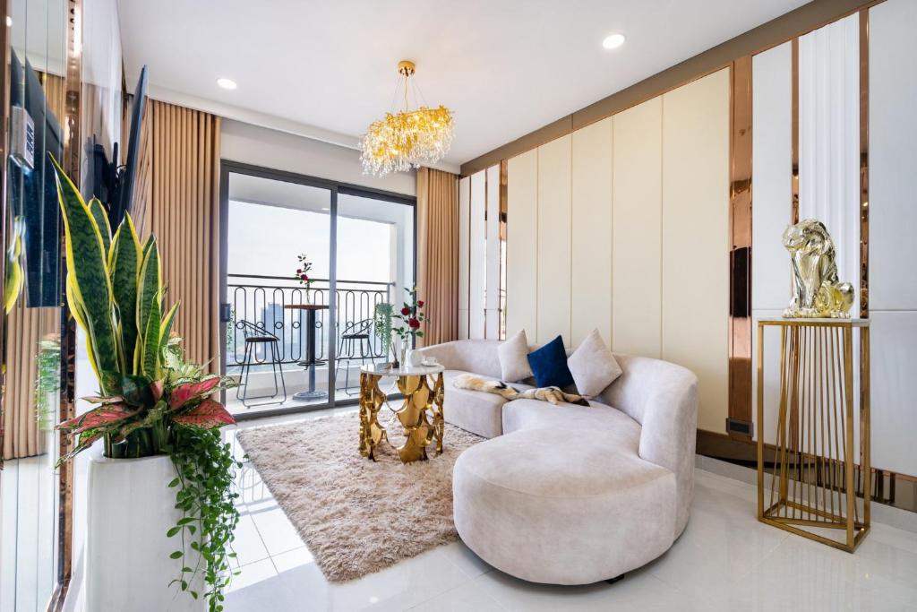 Saigon Royal - MM Home