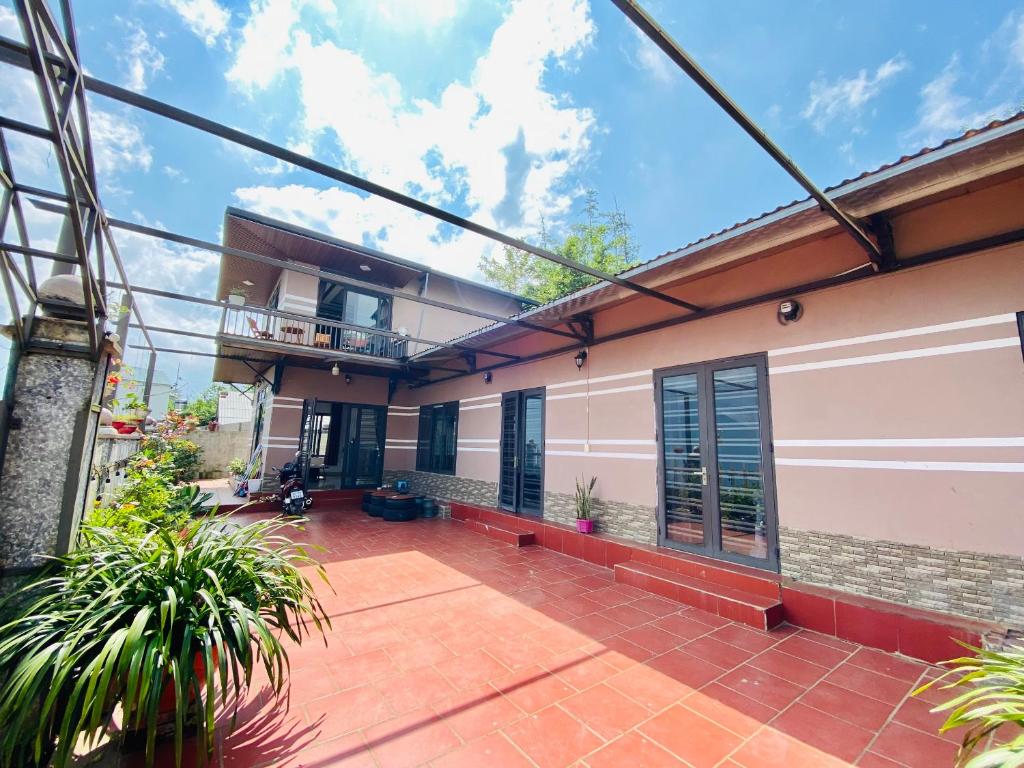 Saigonese Villa