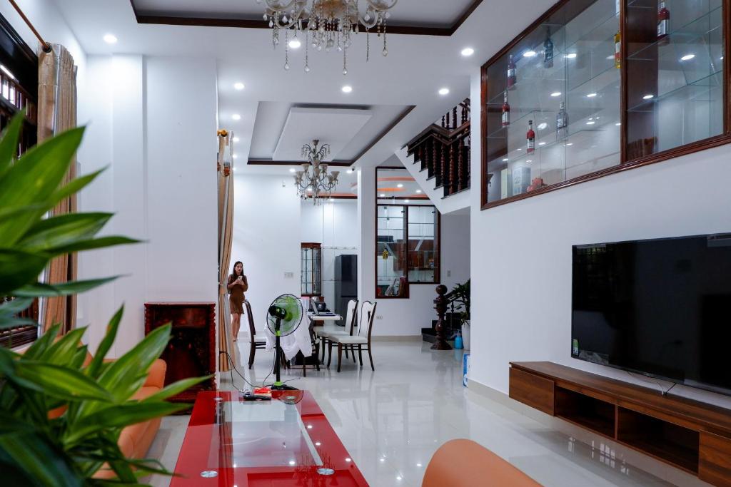 Sibling House