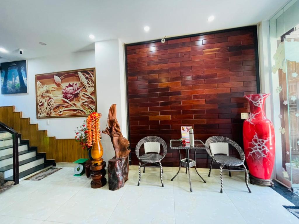 Sapphire HOTEL HUE
