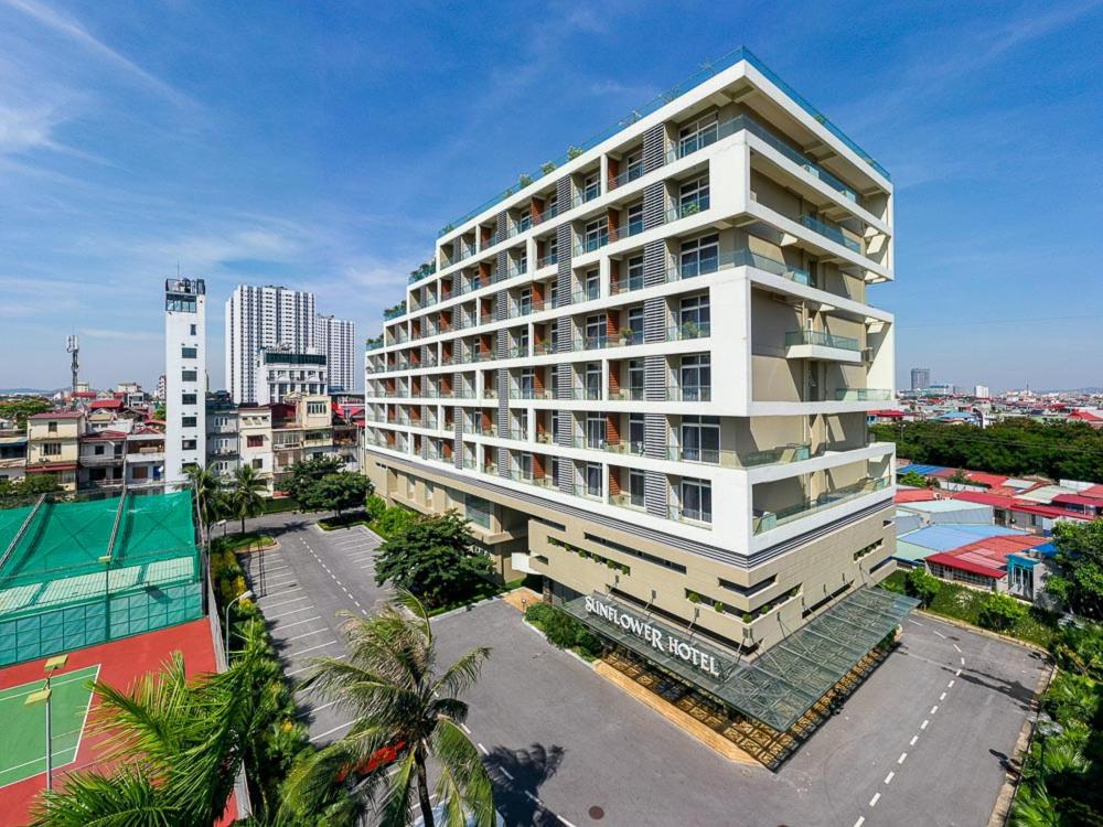 Sunflower International Village