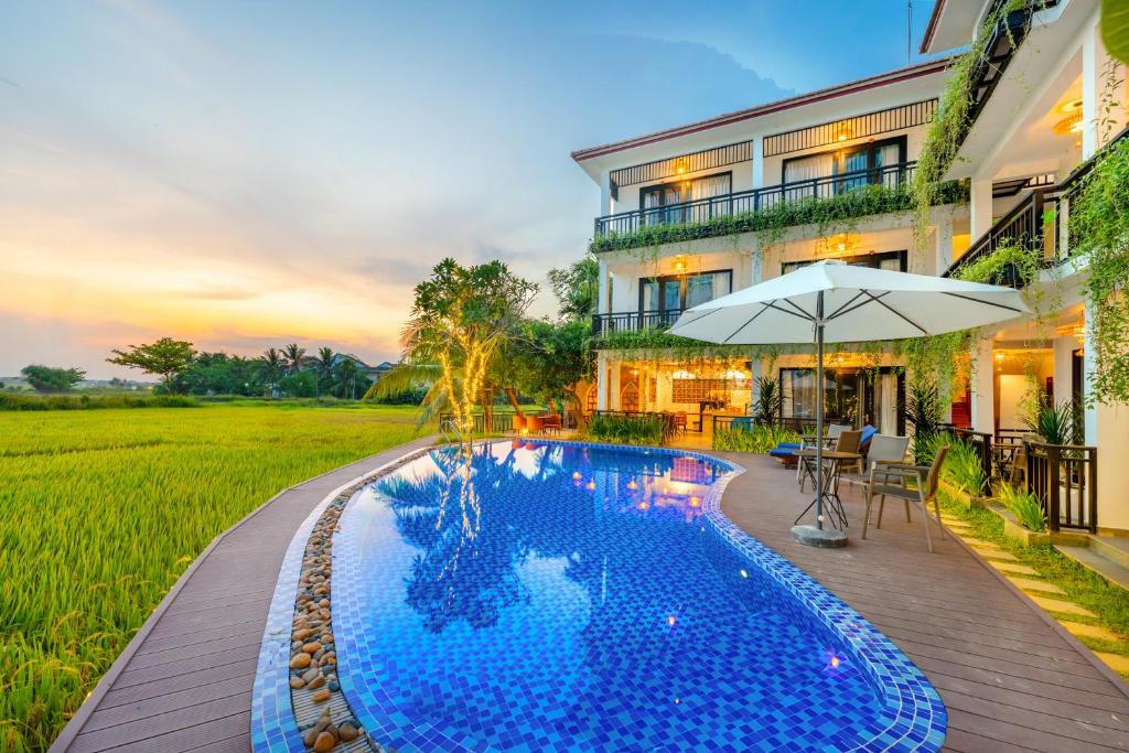 Sunkised Paddy Hoi An Villa