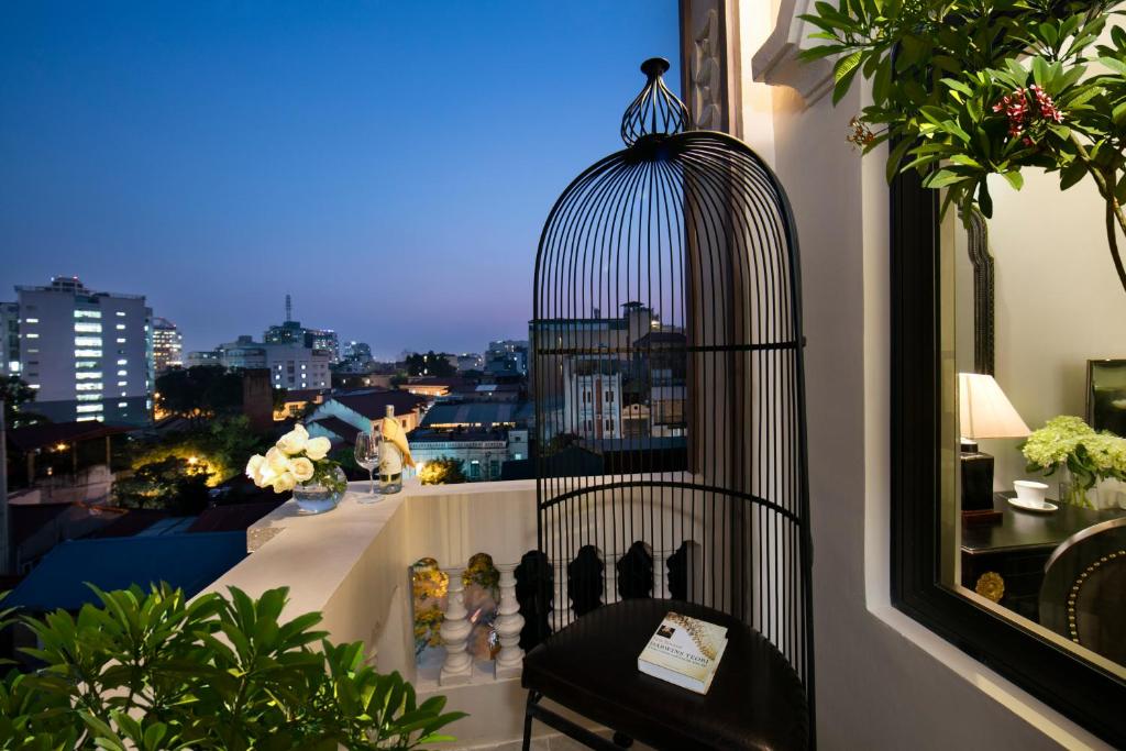 Hanoi Center Silk Premium Hotel & Spa & Travel