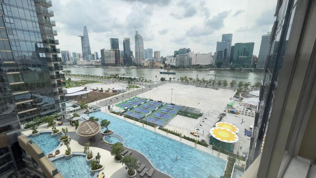 The Opera Residence Luxury Furnished Apartment-The Metropole Thu Thiem