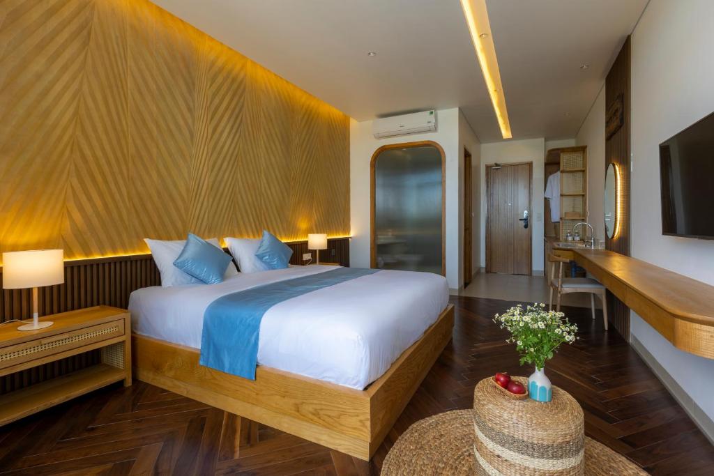 The Stay Saigon Riverfront