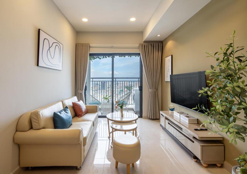 Soho Saigon Balcony Apartment