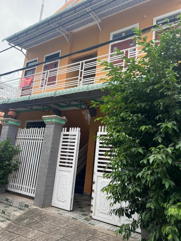 Tony - Home For Rent