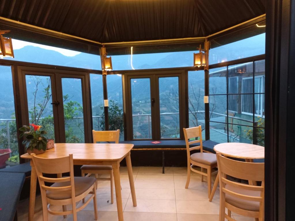 VALLEY VIEW COFFEE & STAY
