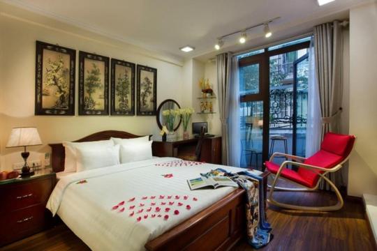 Viet Hotel & Travel