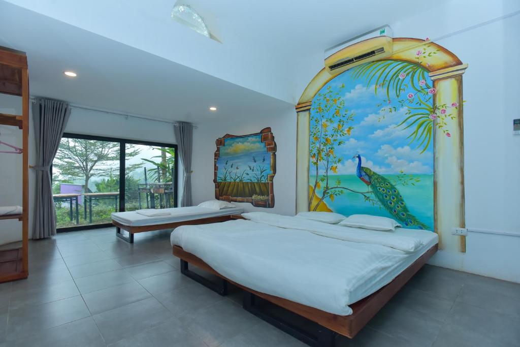 Villa Ba Vi 7 Bedroom and Pool DC Green Resort
