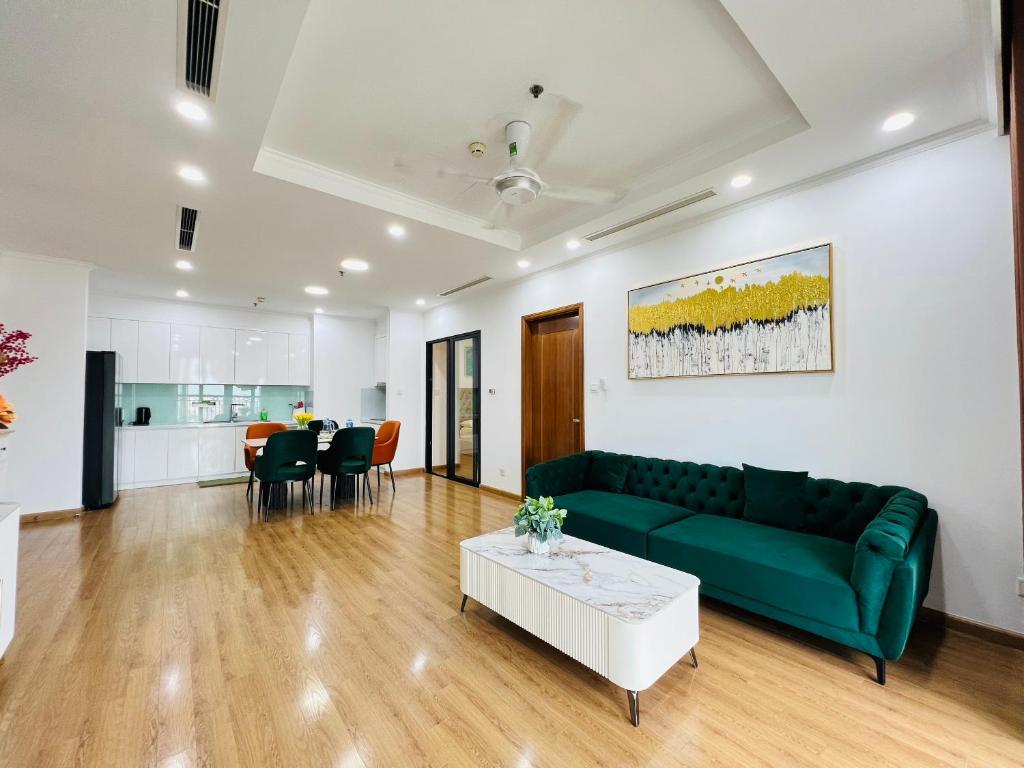 Vinhomes Royal City - Friendly Home - Apartment by Sunhouse Land