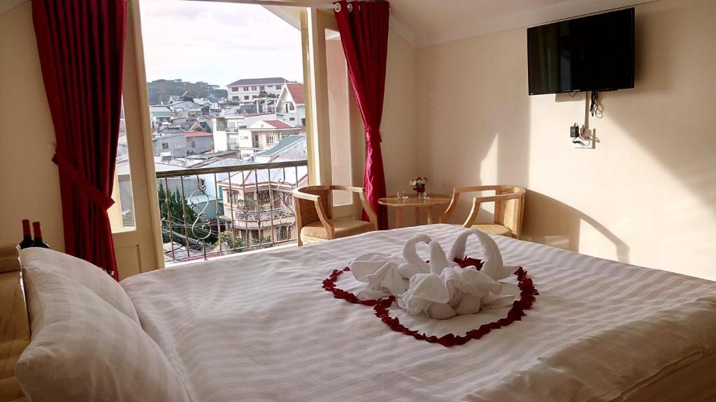 Yen Nhi Hotel