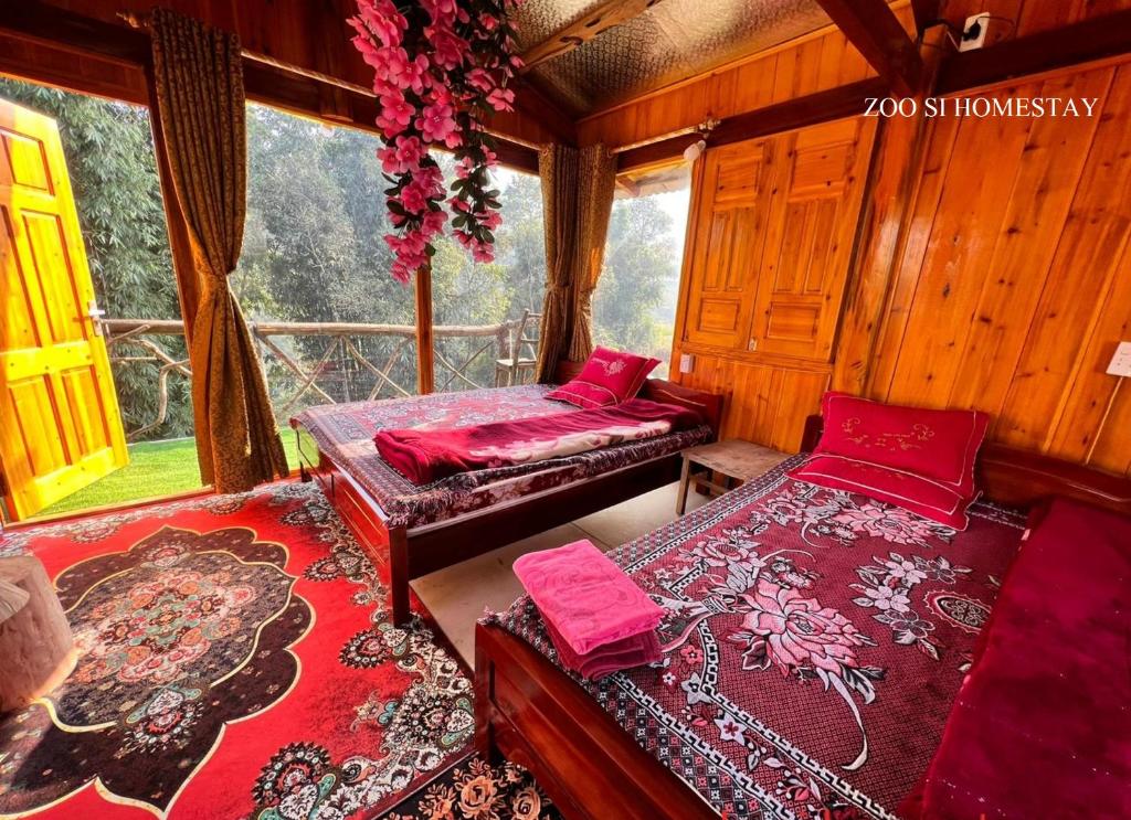 Zoo si homestay